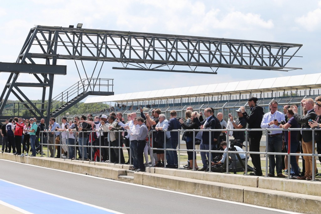 ticket prices in f1