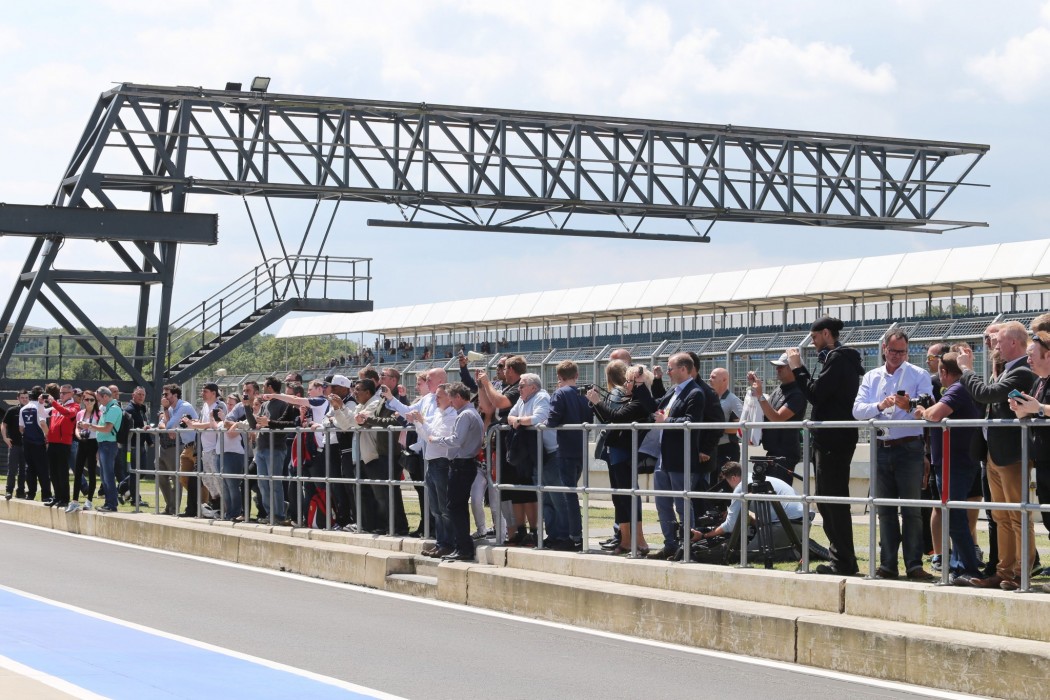 cheap formula one tickets