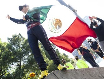 Vamos Checo: Red Bull Racing light up the streets of Mexico City